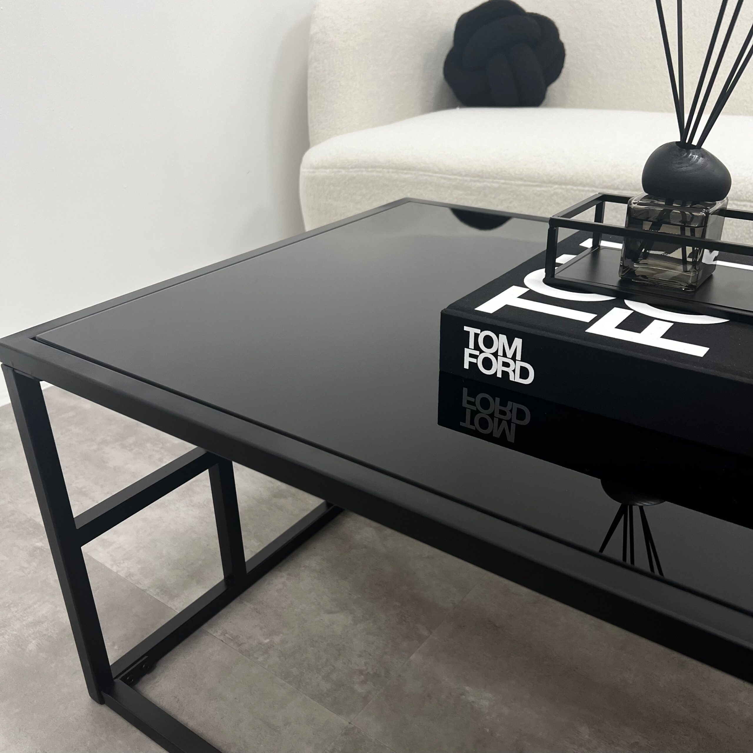 Brooklyn - Black Modern Large Rectangle Tinted Mirrored Coffee Table - Image 4